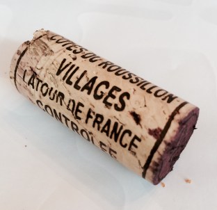 Cork Rating:  6/10 (The appellation name can barely fit on the cork!)